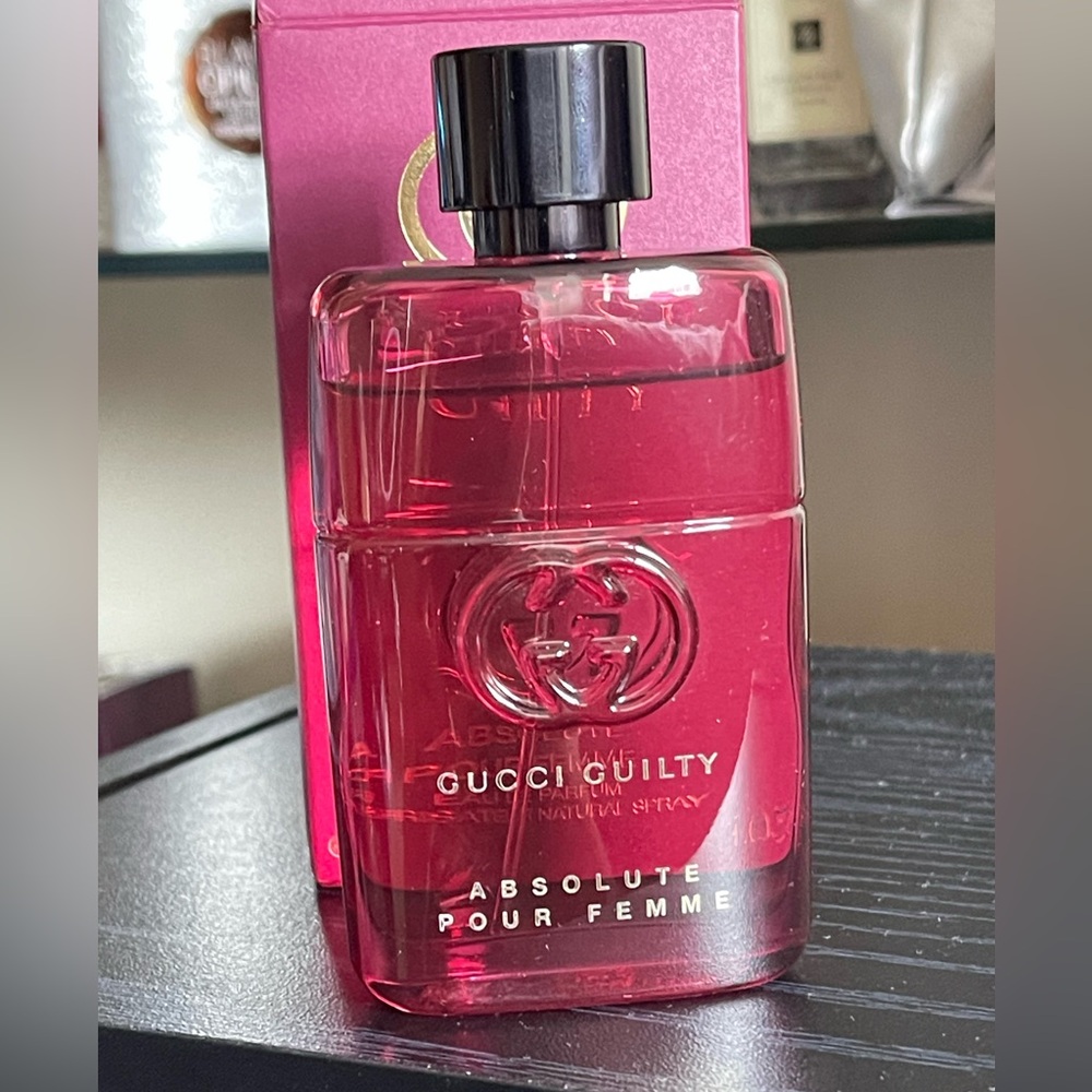 Gucci guilty  absolute Eau de Parfum (50 ml) - Picture 3 of 4